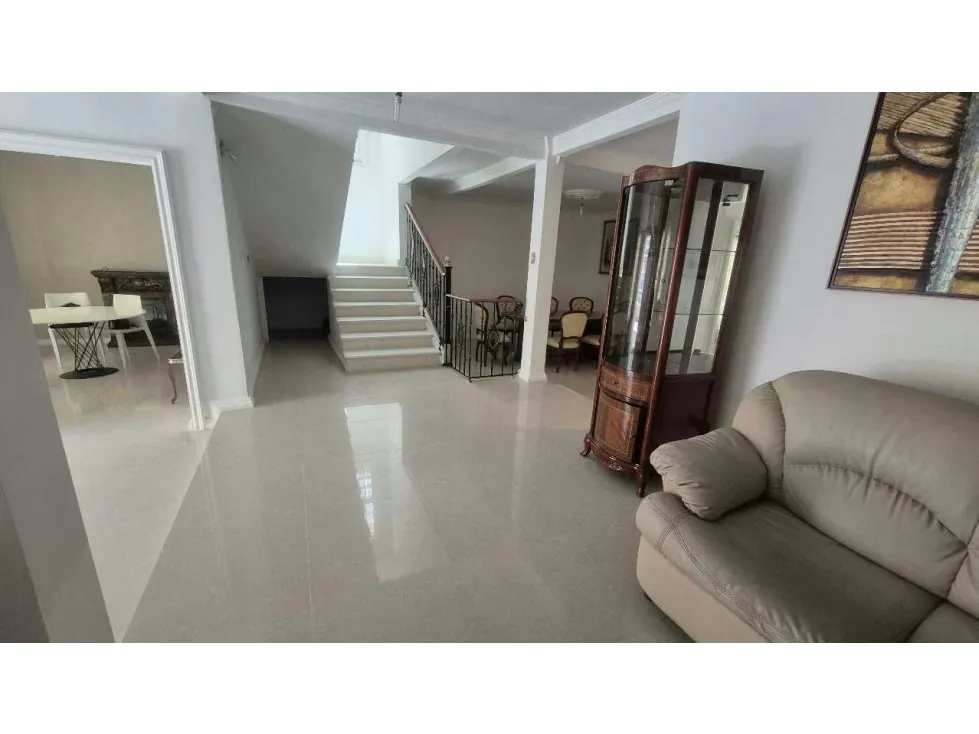Casa en Venta en Urb. Lomas de Monteclaro - 6