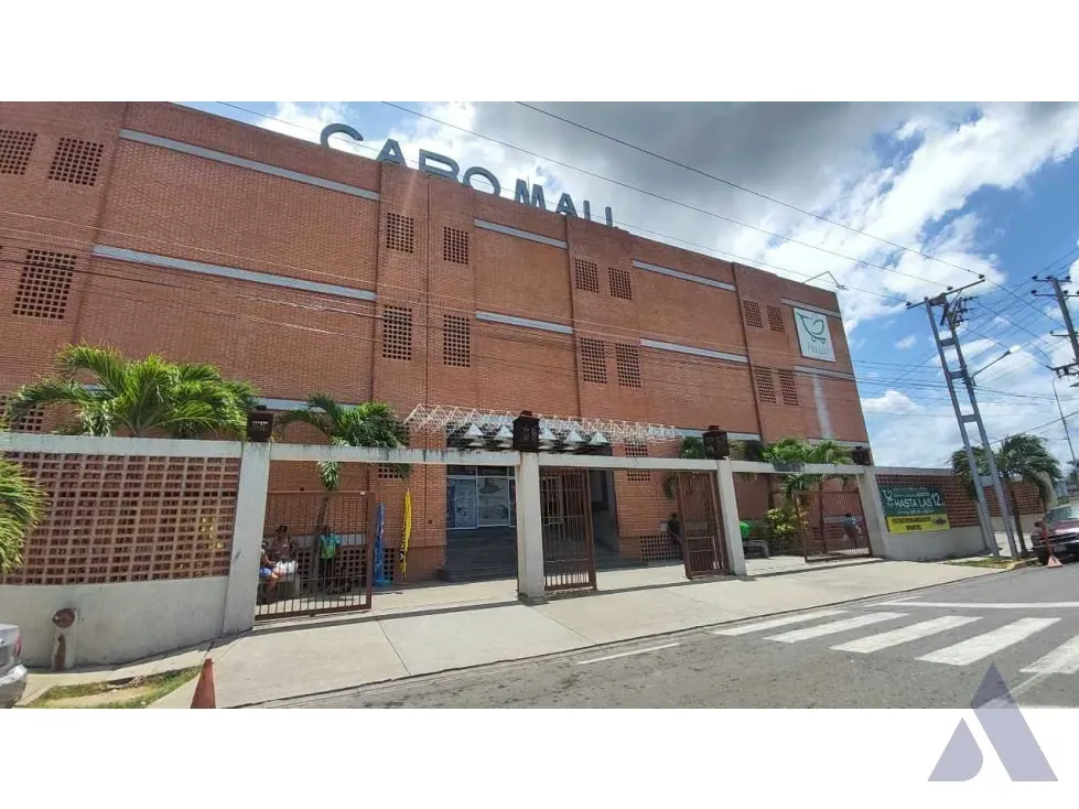 Se vende local comercial 72m2 Higuerote 1190
