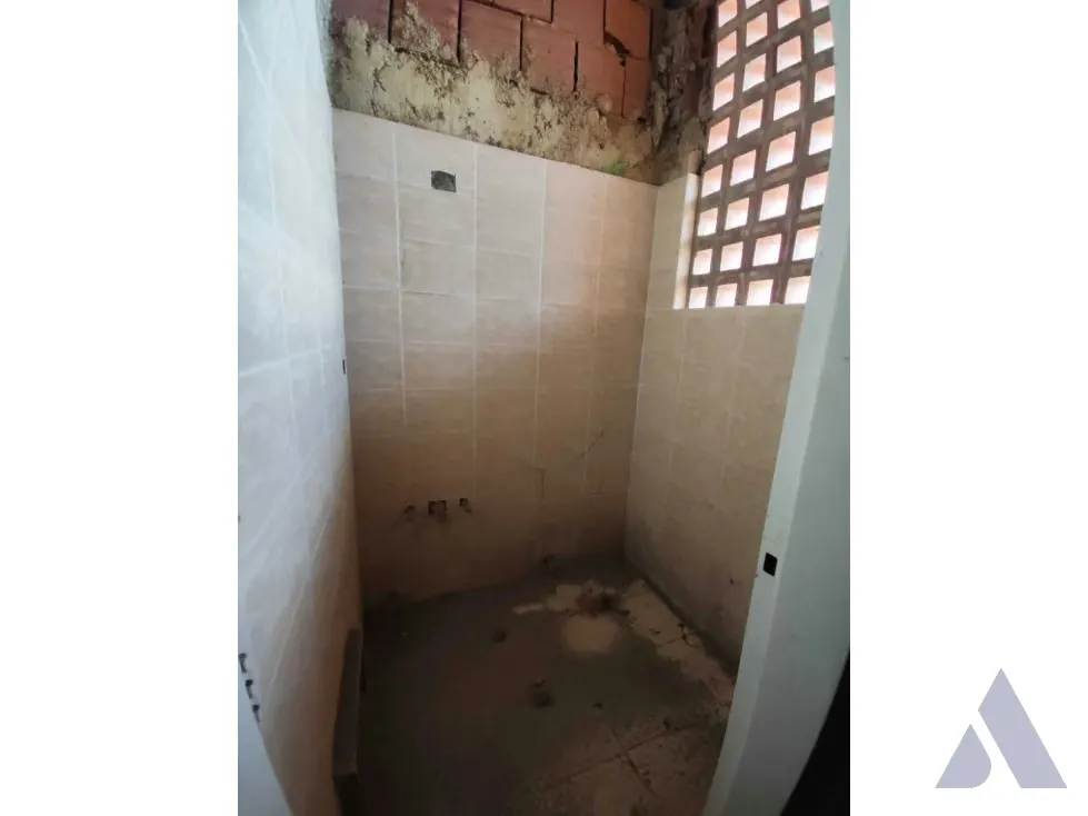 Se vende local comercial 72m2 Higuerote 1190 - 4
