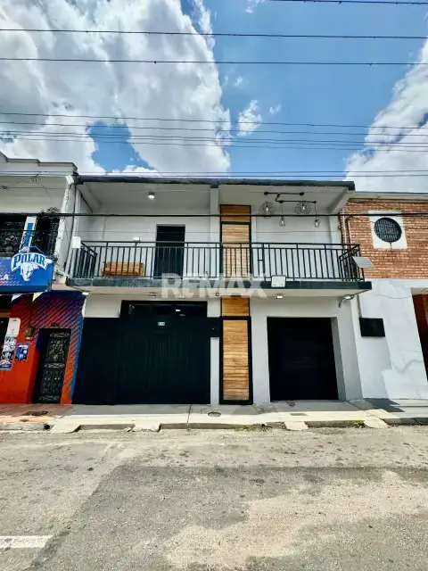NEGOCIO EN MARCHA 2 en 1 203 mts2 Ubicado en Barrio Obrero San Cristóbal estado Tachira