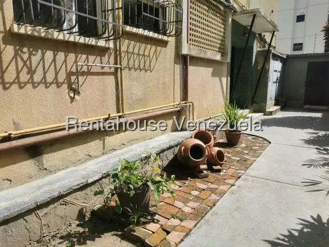 Apartamento (1 Nivel) en Venta en Las Acacias, Distrito Metropolitano - 2