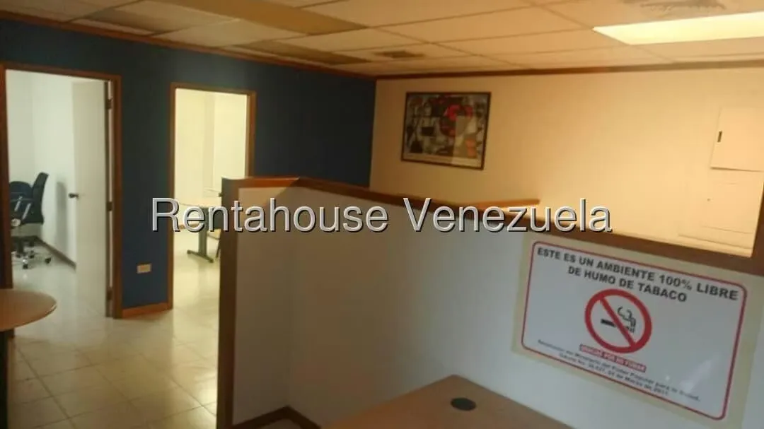 Oficina en Venta en Prados del Este, Distrito Metropolitano - 10