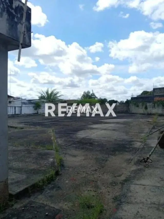 EN ALQUILER LOCAL COMERCIAL EN OBRA BLANCA PARA CLÍNICA, SECTOR JUANICO, MATURÍN - 10