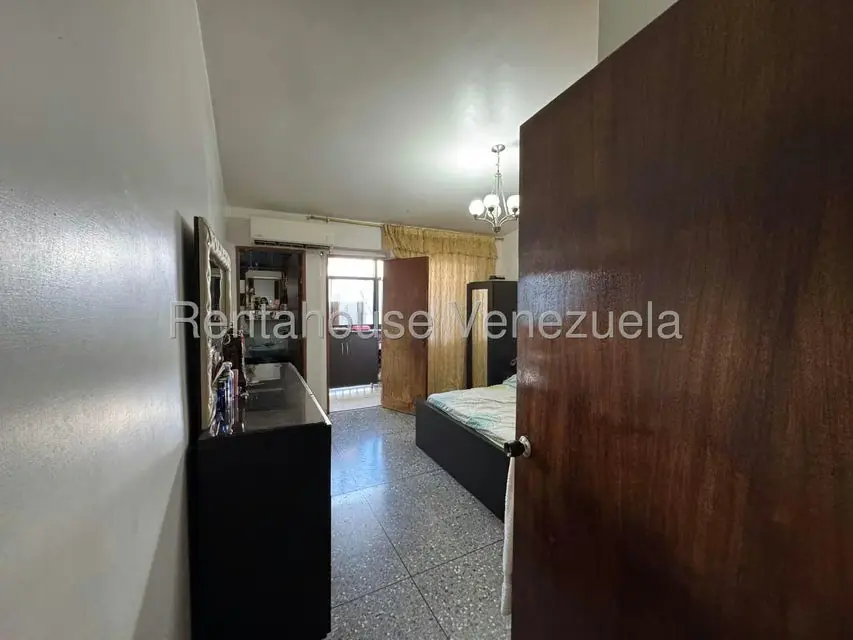Apartamento (1 Nivel) en Venta en Centro, Portuguesa - 20