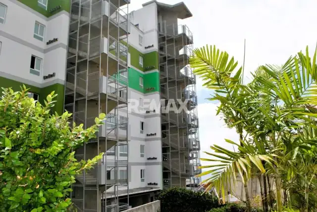 APARTAMENTO EN VENTA EN LOMA LINDA 142