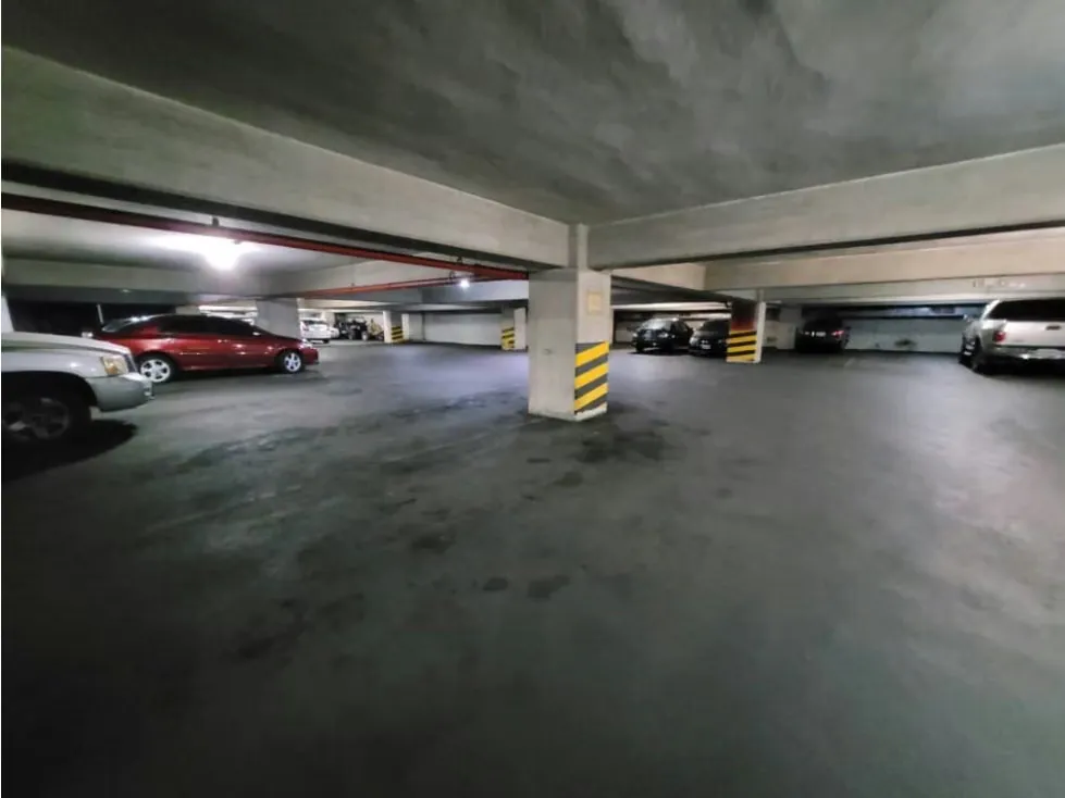 Se vende Estacionamiento 7628m² Montalban III