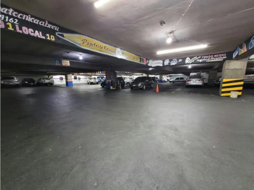 Se vende Estacionamiento 7628m² Montalban III - 2