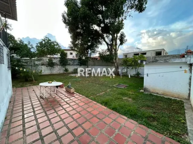 Venta Casa Macaracuay, avenida naiguata, sucre - 13