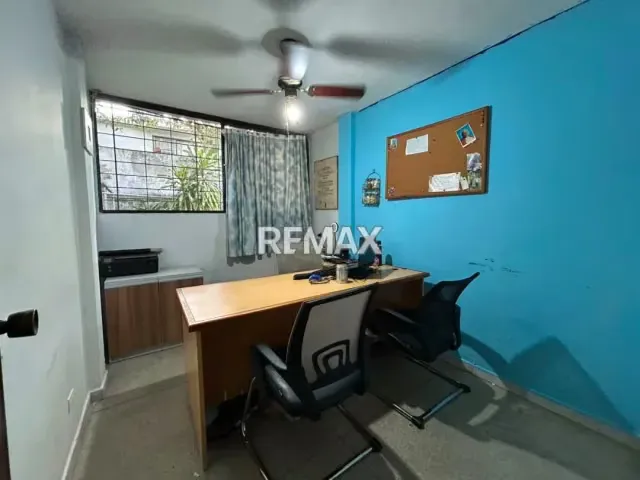 Venta Casa Macaracuay, avenida naiguata, sucre - 17