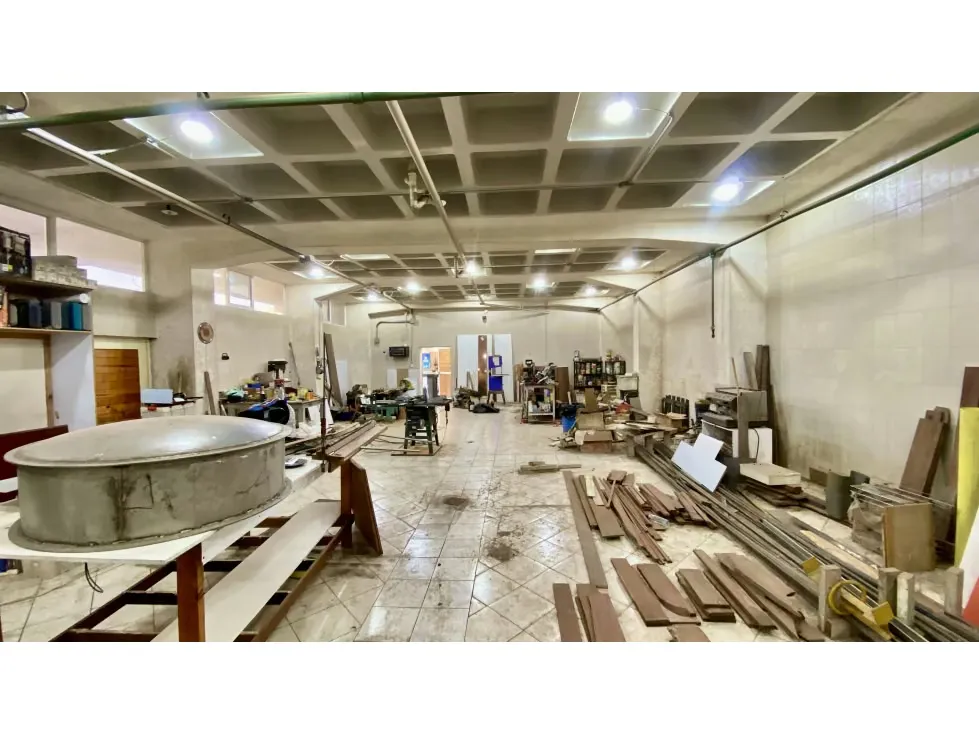 GALPON EN ALQUILER 170 M2 AV. PPAL LA GUAIRITA SANTA CLARA - 6
