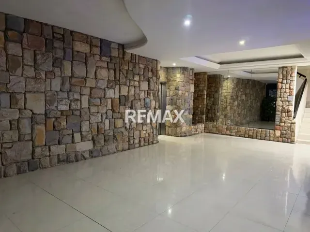 ALQUILER DE APTO CONJ RESD PUERTA AL SOL, URB EL BOSQUE 100% PLANTA - 3