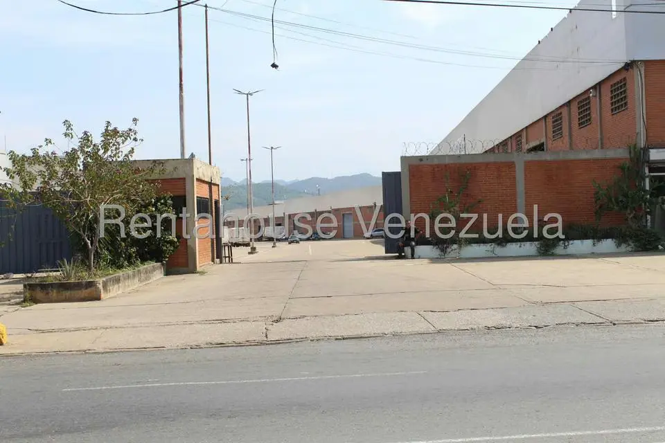 Local Comercial en Venta en Zona Industrial, Anzoategui - 2