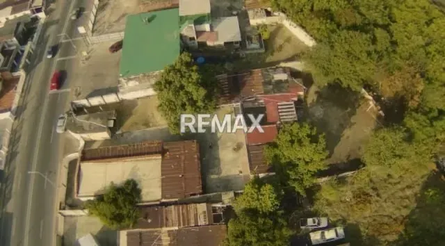 Casa con terreno en Venta - 6