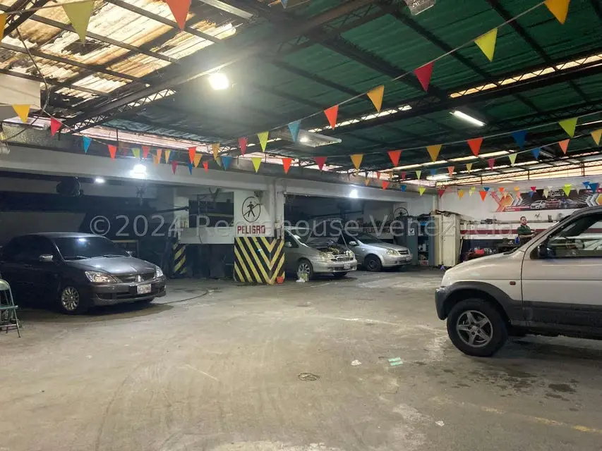 Local Comercial en Alquiler en Parroquia La Candelaria, Distrito Metropolitano - 12