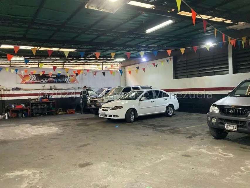 Local Comercial en Alquiler en Parroquia La Candelaria, Distrito Metropolitano - 14