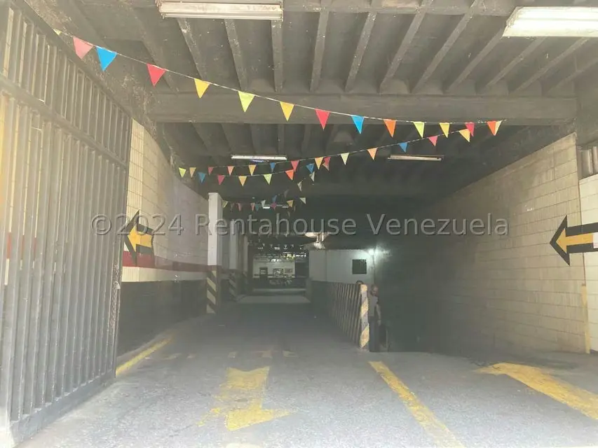 Local Comercial en Alquiler en Parroquia La Candelaria, Distrito Metropolitano - 20