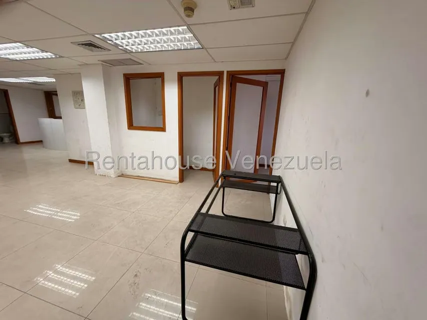 Local Comercial en Venta en Bello Monte, Distrito Metropolitano - 43