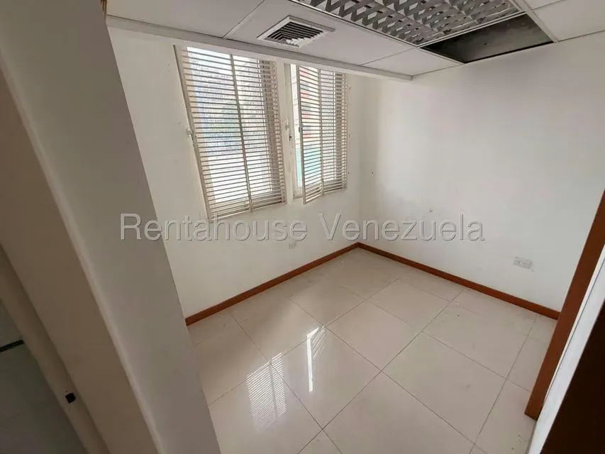 Local Comercial en Venta en Bello Monte, Distrito Metropolitano - 55