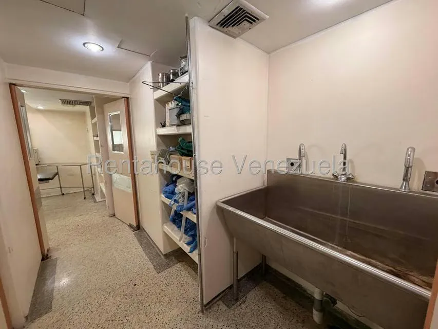 Local Comercial en Venta en Bello Monte, Distrito Metropolitano - 9