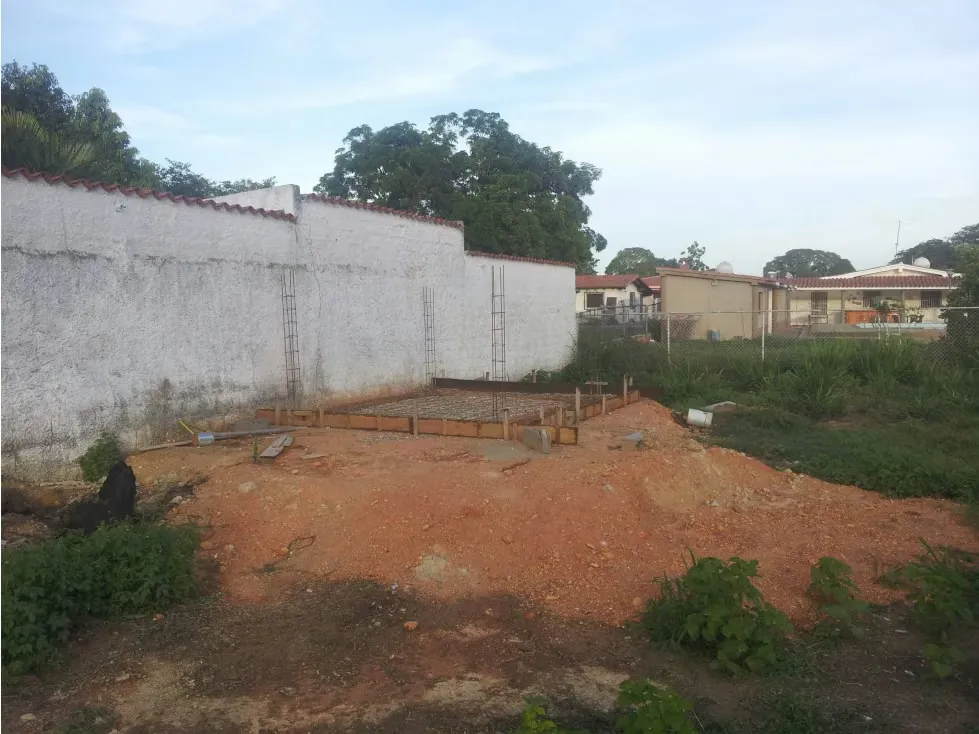 TERRENO Y CASA EN CONSTRUCCION LAS MERCEDES PAPARO 800 M2 TERRENO - 30