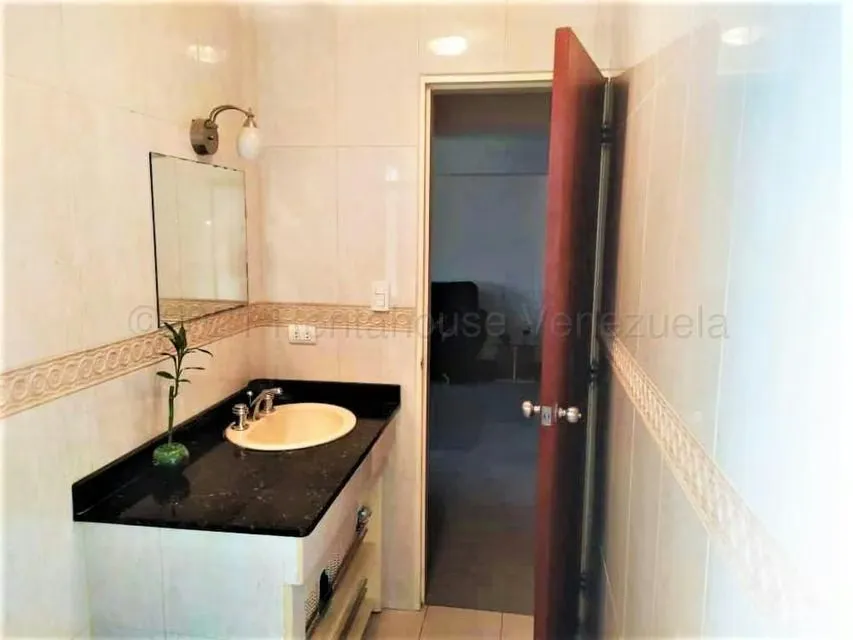 Apartamento (1 Nivel) en Venta en La Urbina, Distrito Metropolitano - 14