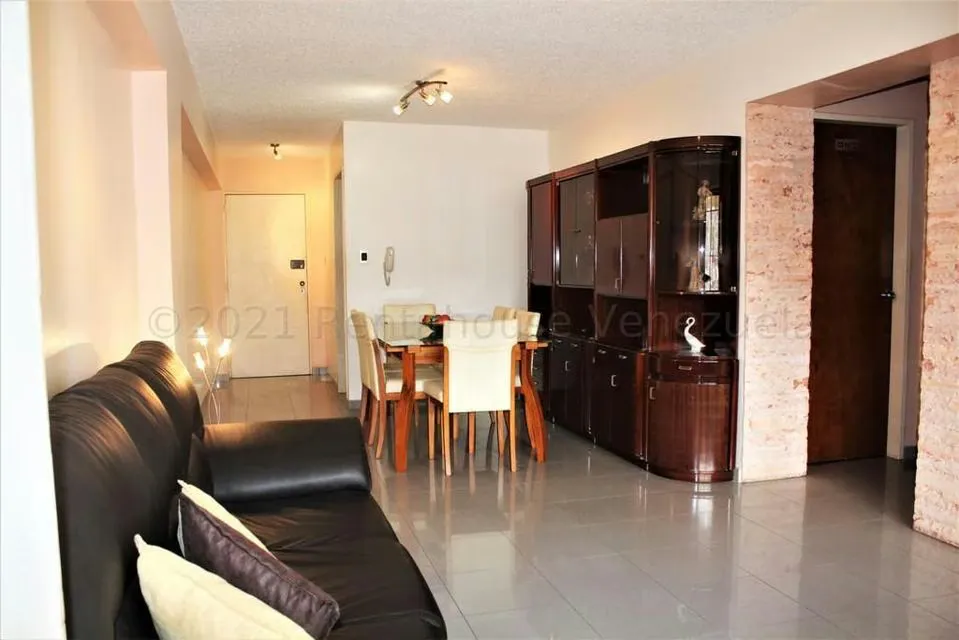 Apartamento (1 Nivel) en Venta en La Urbina, Distrito Metropolitano - 6
