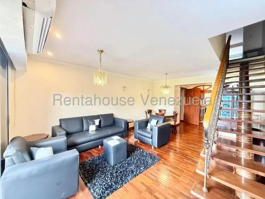 Apartamento (Duplex) en Venta en Lomas de La Lagunita, Distrito Metropolitano - 3