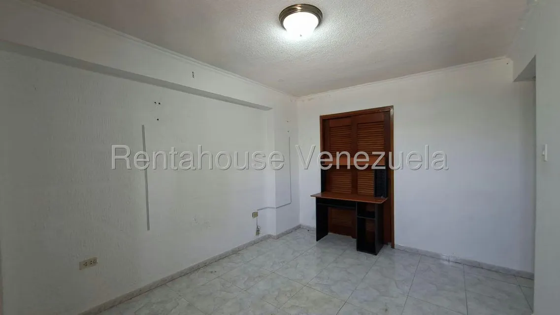Apartamento (1 Nivel) en Alquiler en Las Delicias, Zulia - 11