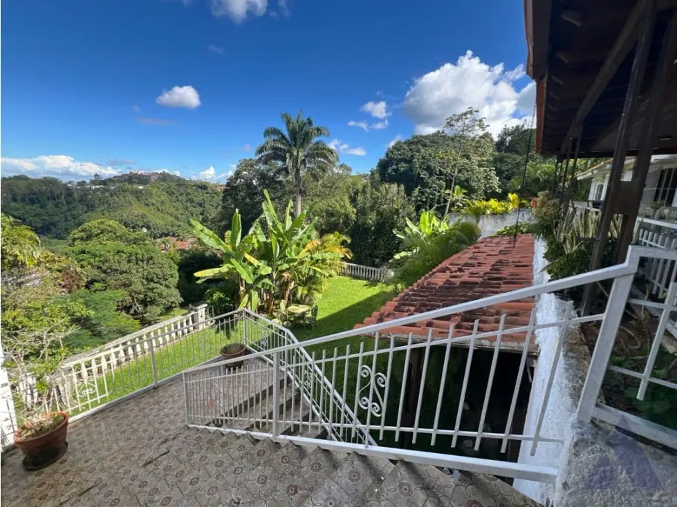 Vendo casa 700m2 La Lagunita 5564 - 4