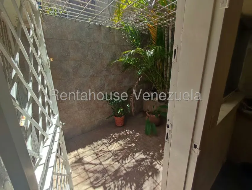 Townhouse (Duplex) en Venta en Barbula, Carabobo - 23