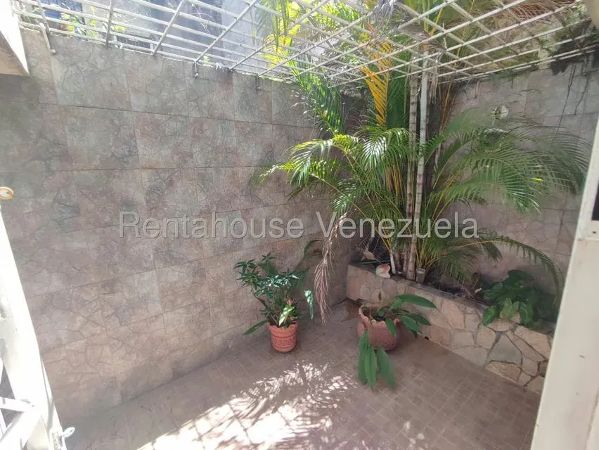 Townhouse (Duplex) en Venta en Barbula, Carabobo - 24