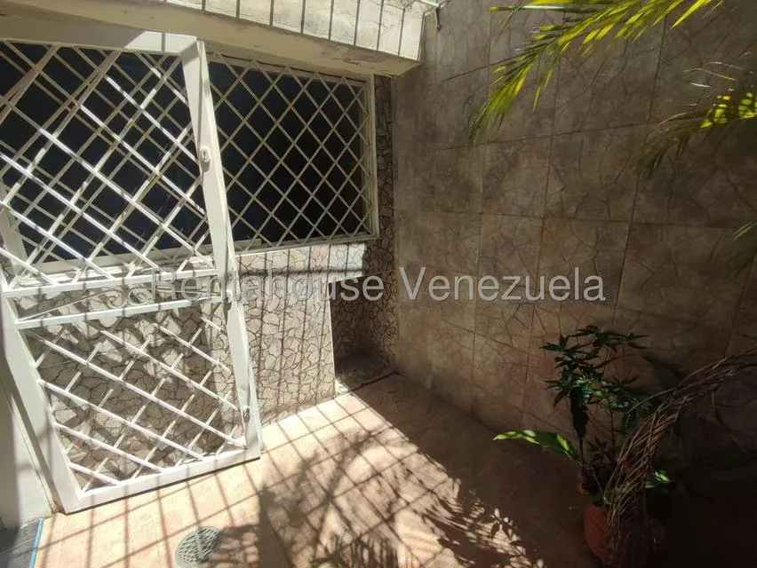 Townhouse (Duplex) en Venta en Barbula, Carabobo - 26