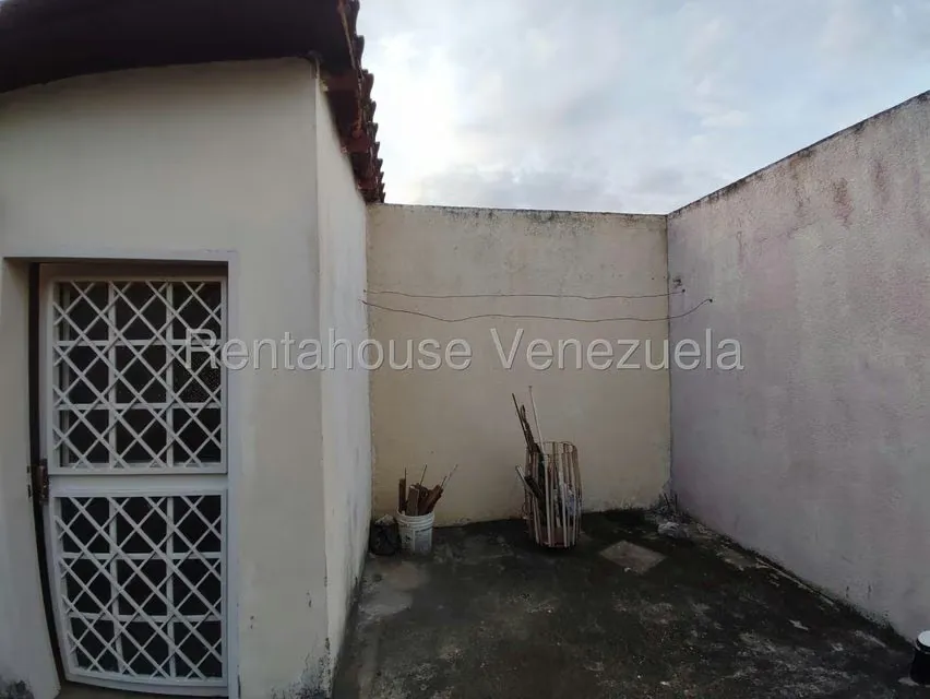 Townhouse (Duplex) en Venta en Barbula, Carabobo - 35