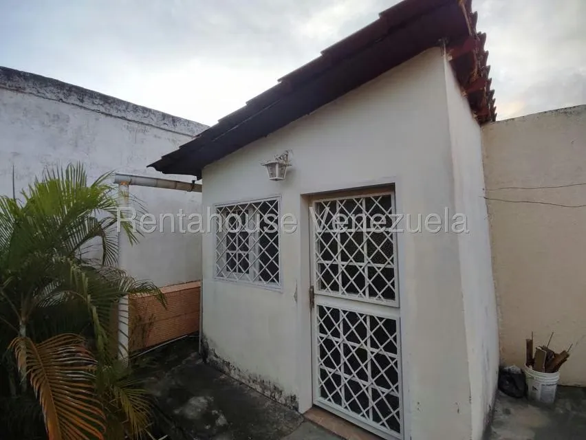 Townhouse (Duplex) en Venta en Barbula, Carabobo - 36