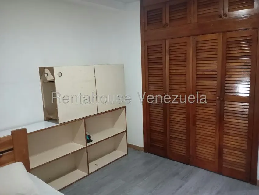 Apartamento (1 Nivel) en Alquiler en La Urbina, Distrito Metropolitano - 19
