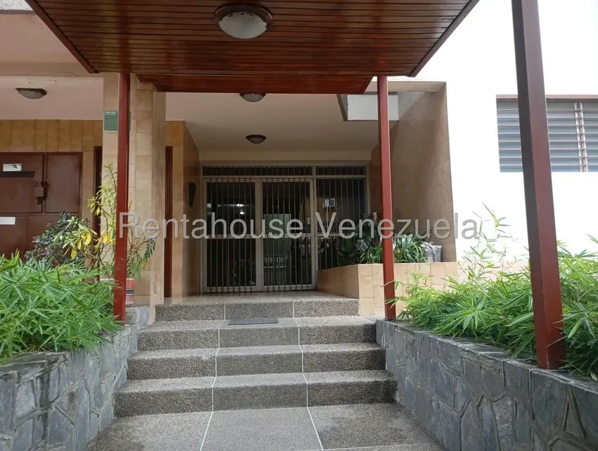 Apartamento (1 Nivel) en Alquiler en La Urbina, Distrito Metropolitano - 26