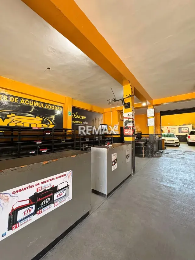 En venta Local comercial con oficinas en pleno centro de barquisimeto - 3