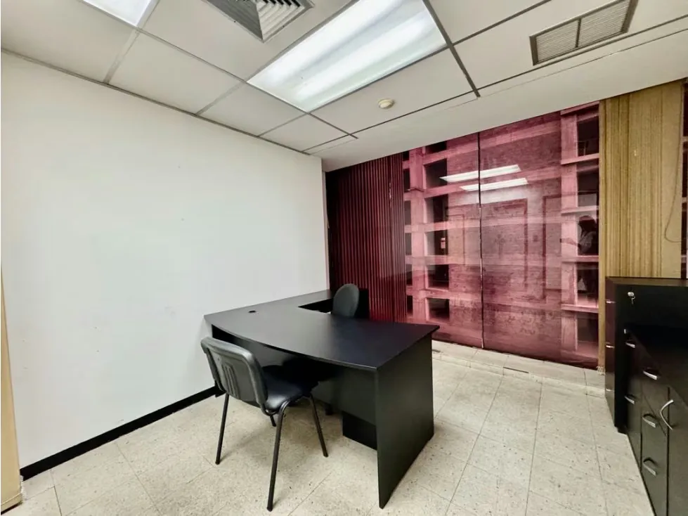 Se alquila oficina 200m2 BoleitaSur - 12
