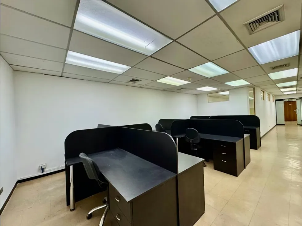 Se alquila oficina 200m2 BoleitaSur - 4
