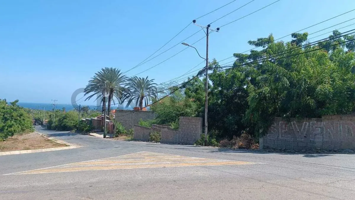 Terreno en excelente zona turística Guacuco