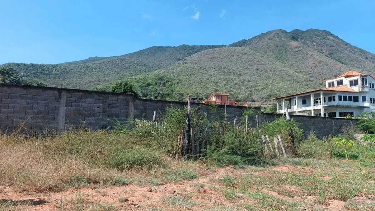 Terreno en excelente zona turística Guacuco - 8