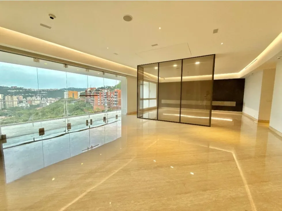 Se vende apto 288 m2 3h+s/3.5b+s/5p Lomas de La Alameda - 2
