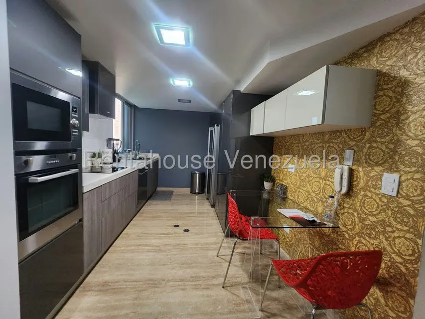Apartamento (1 Nivel) en Alquiler en Campo Alegre, Distrito Metropolitano - 6