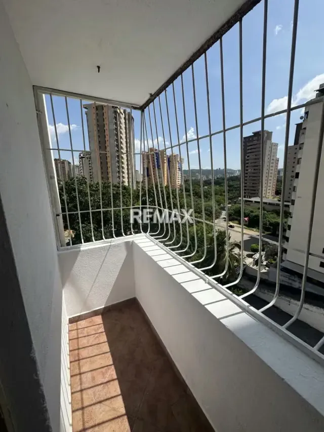Apartamento con hermosa vista en venta en Trigaleña Baja, Valencia, Carabobo, Res. Bella Vista I - 8