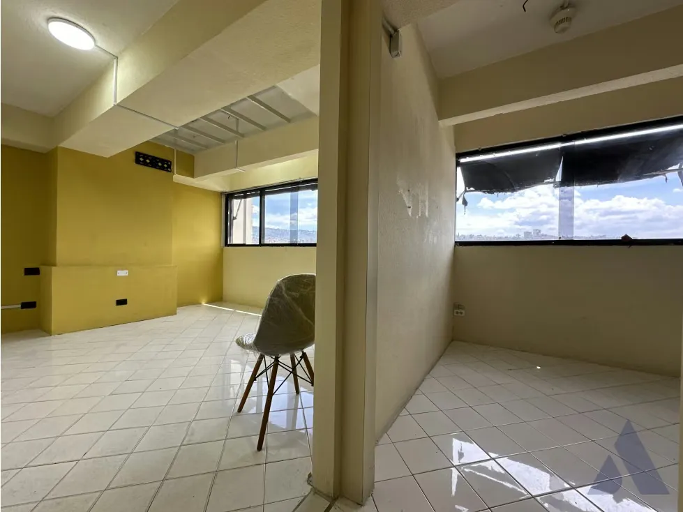 Alquilo cubículos 20m2 Torre Profesional La California 8420 - 5