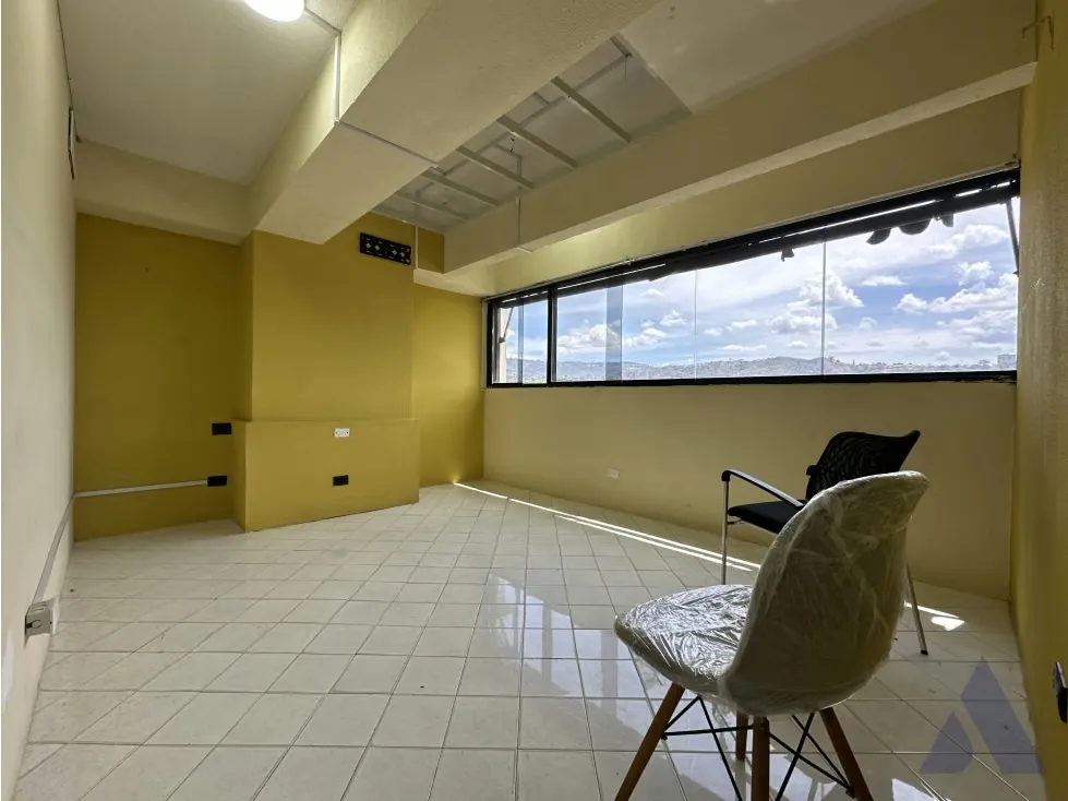 Alquilo cubículos 20m2 Torre Profesional La California 8420 - 6