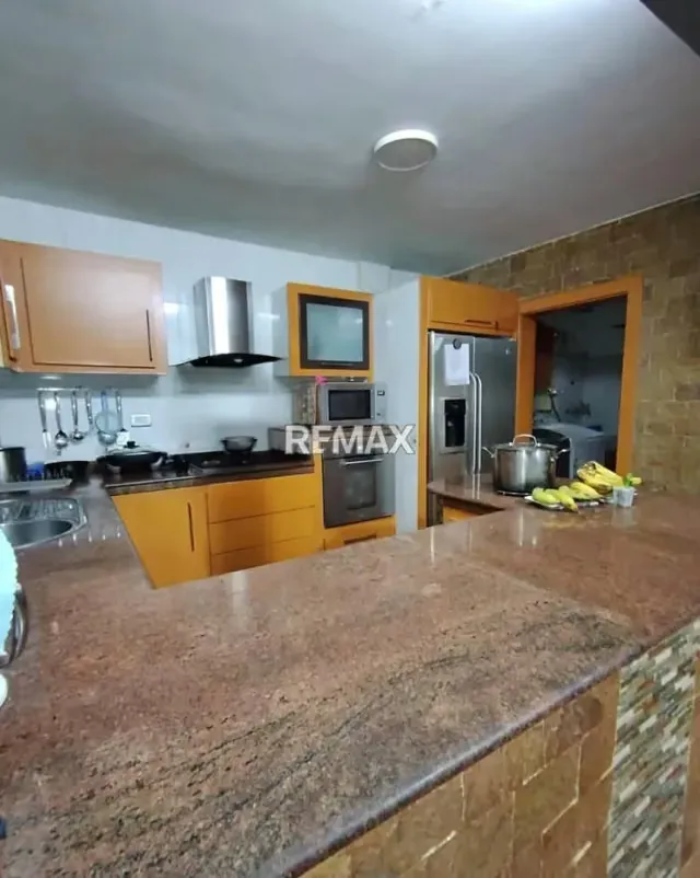 Venta de Casa Quinta con Exclusividad en Sector la Horqueta de Carvajal - 5