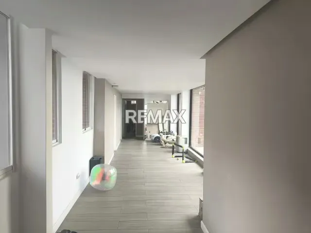 Colinas de La Tahona VENDO PH 166m2 + 90m2 de terraza - 18