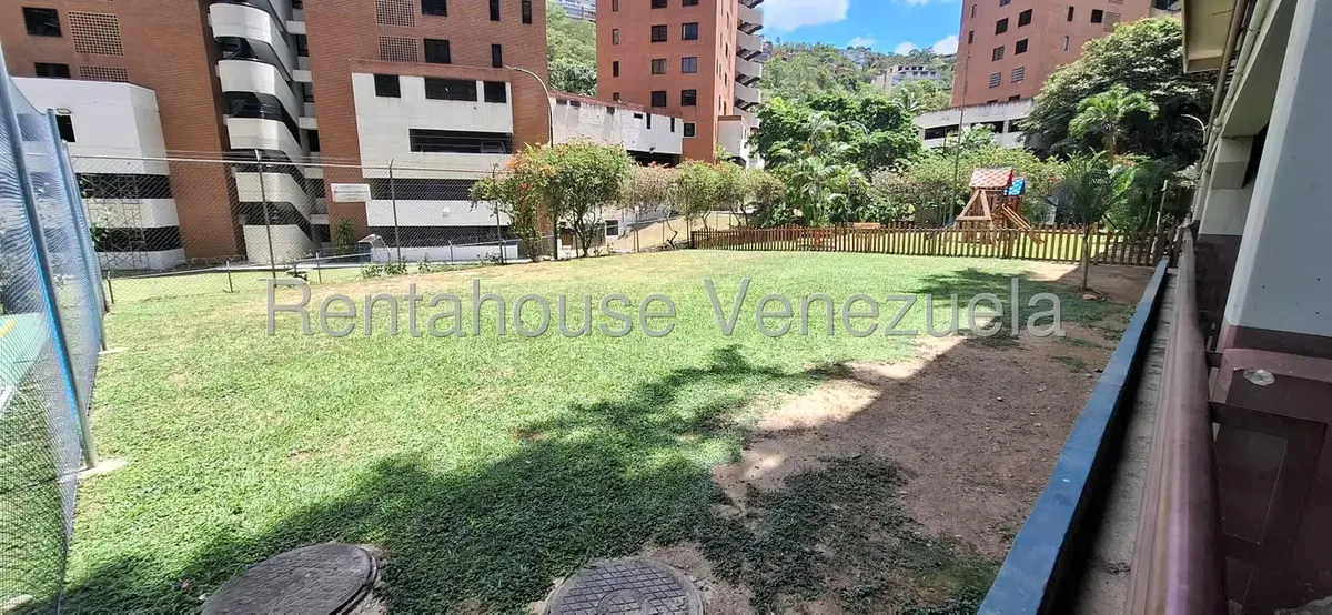 Apartamento (1 Nivel) en Alquiler en Santa Fe Norte, Distrito Metropolitano - 26