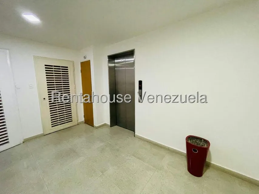 Apartamento (1 Nivel) en Venta en Base Aragua, Aragua - 2